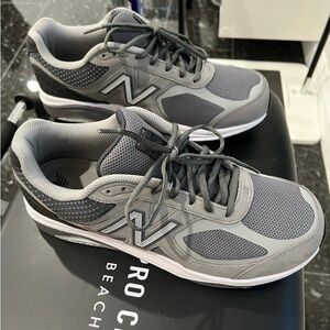 SOLD!!New Balance 1540v3 M1540GP3 Grey & Black Size 12
